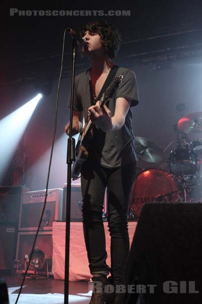 THE KOOKS - 2008-04-15 - PARIS - Elysee Montmartre - 